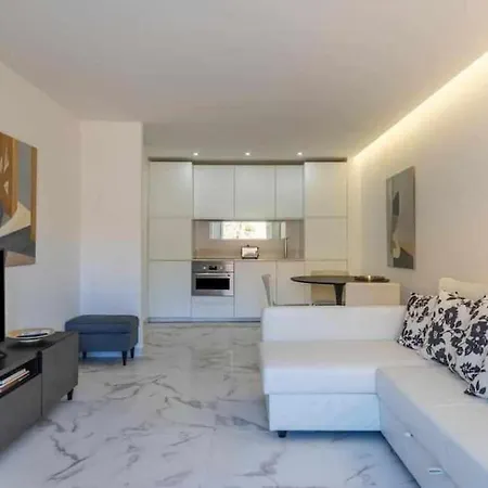 Downtown Art Flat Албуфейра