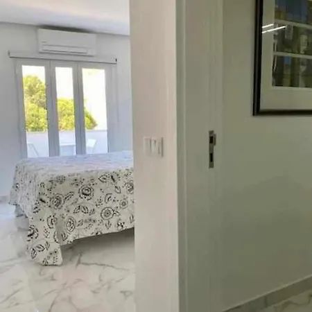 Downtown Art Flat Апартаменти *